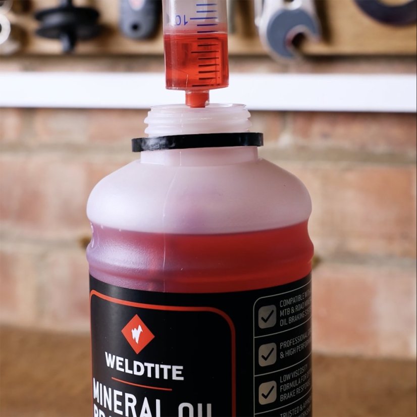 WELDTITE Minerálny olej do bŕzd Shimano Brake Fluid 1 liter