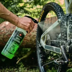 Čistenie bicykla krok za krokom: po jazde v blate, daždi aj v zime